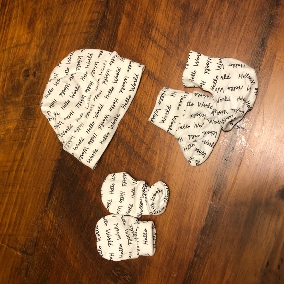 FULL SET Baby 7-Piece Clothing: Bodysuit, Jumpsuit, etc. - Picture 7 of 7